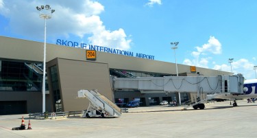 МИЛИОНСКА БРОЈКА: Колку патници патувале преку двата аеродроми за девет месеци
