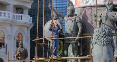 Колку објекти и споменици се уште имаат боја од „Шарената револуција“?