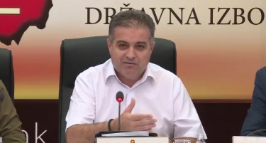 Деркоски со објаснување зошто Бранко Црвенковски и Талат Џафери ги немало на избирачкиот список