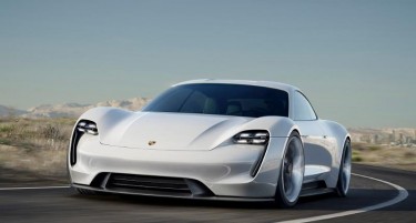 Porsche влегува во електричната ера со новиот Taycan