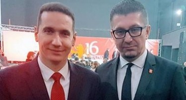 „Најекстремните“ пратеници на ВМРО-ДПМНЕ му дадоа поддршка на Мицкоски