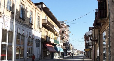 Работа, забава или луѓе: што им недостига на малите градови во земјава