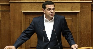 По Македонија, и Грција ќе го менува својот Устав