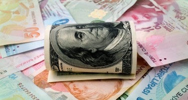 Нови шокови за турската лира