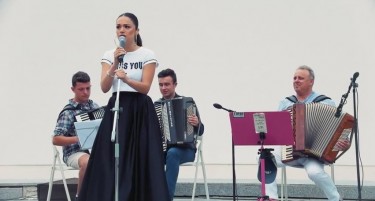 Елена Ристеска ја отвори душата: Љубовта со Тоше ни беше платонска