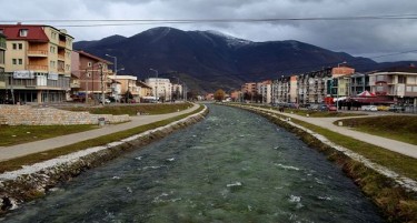 ЈАС СЕ ИЗГОРЕВ, ДА НЕ СЕ ИЗГОРИ И НЕКОЈ ДРУГ: Таткото на удавеното девојче Меџити скршен од болка