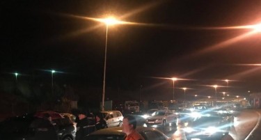 „Македонија блокира“ направи застој на македонско-грчката граница