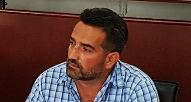 Мунир Пепиќ пренесен со амбулантно возило во болница