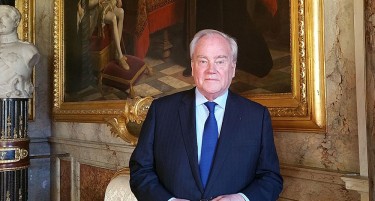 Камбон: Македонија има значајна улога на Балканот