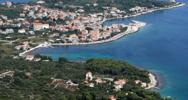 Хрватска нуди работа од соништата: Работа на остров, плата и голем бонус-заинтересирана само Македонка