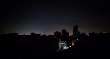 Ќе колабира ли Венецуела по неколку дена без струја?
