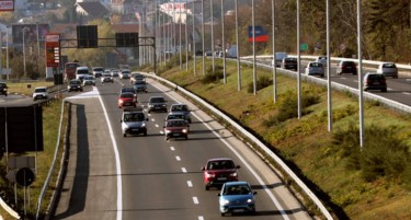 Србија го забранува увозот на стари возила