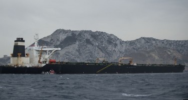 ТЕНЗИИ КАЈ ПЕРСИСКИОТ ЗАЛИВ: Иран зароби танкер сo нафта