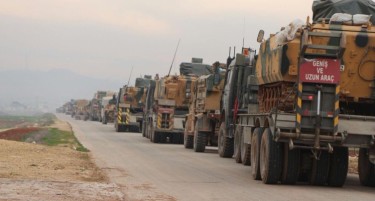(ВИДЕО) Сириското воено воздухопловство бомбардираше турски воен конвој