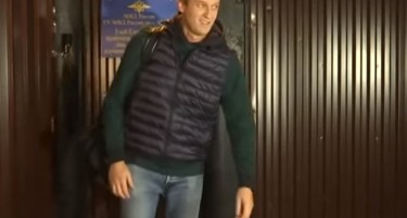 Навални ослободен од затвор