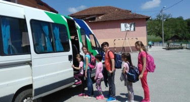 Македонска општина ги зголеми цените за превоз на ученици за да има интерес од превозниците