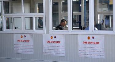 One stop shop - eдно застанување, а граѓаните со часови чекаат на граница
