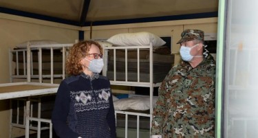 МОН го затвори колективниот карантин во Криволак по поплаките за лошите услови