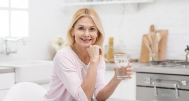 Што се случува со телото ако ги замениме сите пијалоци со вода