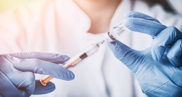 Вакцина против коронавирус ќе биде тестирана во Велика Британија