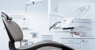Утре олабавување на некои мерки во Албанија, ќе работат и стоматолозите