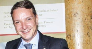 Коста Костовски повеќе не е претседател на Одборот на директори на берза