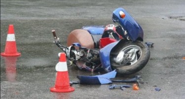 Млад мотоциклист почина по судир со ауди