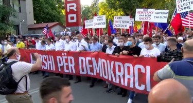 Марш за демократија на Села и Гаши: ДУИ не е легитимен претставник на Албанците