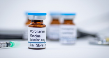 Вакцина за коронавирусот во Србија до крај на годината: Македонија чека на оксфордската