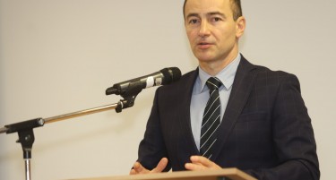 Андреј Ковачев му честиташе на Георгиевски за предлозите