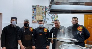Пита сарајлија, питулици, ѓомлезе, риба - пет врвни готвачи од македонските ресторани за гостите на Бигорскиот манастир
