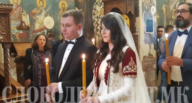 ВЕЌЕ НЕ Е ЕРГЕН: Градоначалникот на Центар, Саша Богдановиќ се венча со Јелена во манастирот во Грачаница