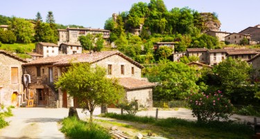 Kaде во Македонија можете да купите куќа за неколку илјади евра?