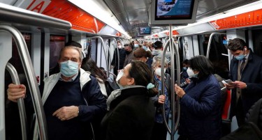 Научници предложуваат „постојан молк“ во метрото и јавниот превоз поради короната