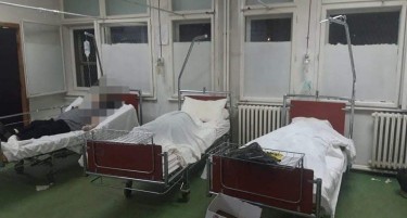Јавноста згрозена од фотографиите од Клиничката болница во Битола: Пациенти примаат инфузија кревет до кревет со починати