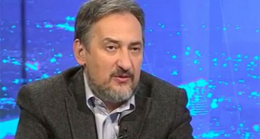 Љубчо Георгиевски: Албанците се држат коректно во однос на прашањето со Бугарија, Османи добро ја врши работата