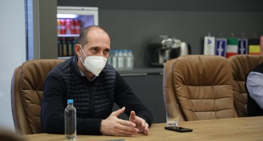 Сашко Николов: Бесплатни заштитни маски ако победам во Штип