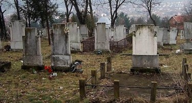 Безмалку двојно повеќе погреби во Белград во последните месец дена