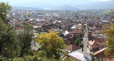 По неколку месеци пауза албанските државјани повторно доаѓаат на шопинг во Дебар