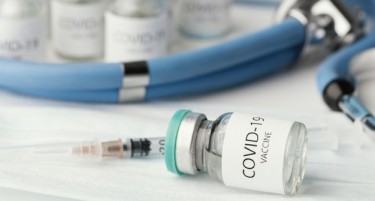 За борба против коронавирусот вакцините нема да бидат доволни
