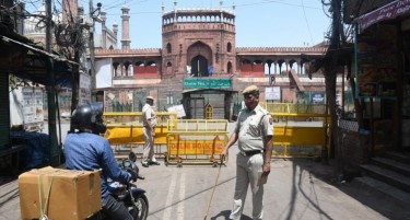 ЗДРАВСТВЕНИОТ СИСТЕМ КОЛАБИРА: Њу Делхи се затвора на шест дена