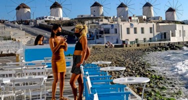 СТРОГИ ПРАВИЛА ВО ГРЦИЈА: Кој ќе ја напушти плажата на која е пријавен ќе плати 300 евра и ќе биде протеран