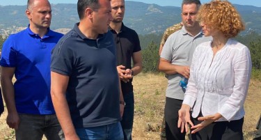 Заев: Ќе преговараме со Хрватска за сервисирање на противпожарните авиони