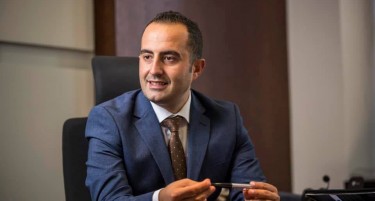 Шаќири: Штрајкот не е основ за скратена наставна програма