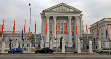 Кабинетот на Љупчо Николовски: Новите градоначалници да го следат примерот на Владата со возилата и ручеците