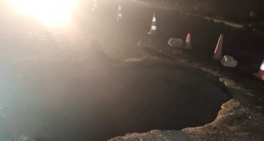 Повторно се отвори 10-метарската дупка на патот Дебар - Маврово