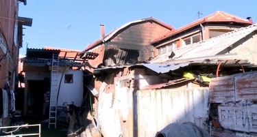 (ВИДЕО) Стевчо Јакимовски бара помош за три изгорени куќи во Злокуќани