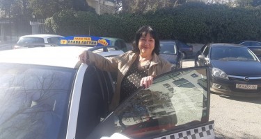 ХРАБРОСТ Е ДА СЕ БИДЕ ЖЕНА ТАКСИСТ ВО ОВОЈ „МАШКИ СВЕТ: Сузана Арсовска е една од ретките жени таксисти во Македонија