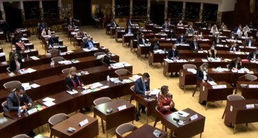Укинувањето на „пржинската влада“ не помина во Собранието