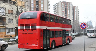МВР испраќа автобуси на ЈСП на технички преглед, скопјани чекаат превоз